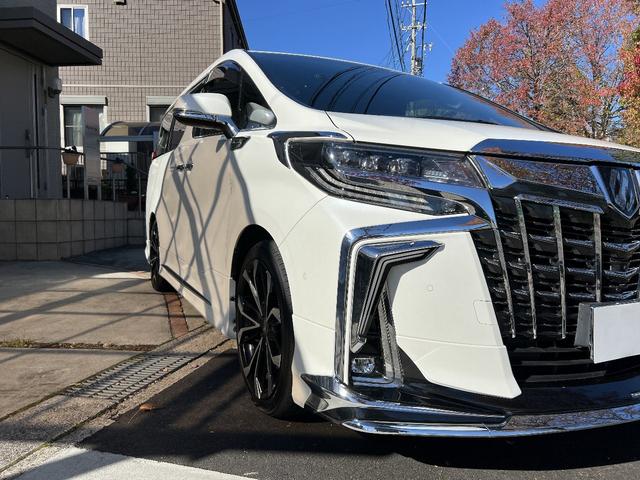 ＴＶキャンセラー付きです。ステアリングスイッチ音調調整ボタンでＴＶキャンセラーのオン、オフの切替が可能です。