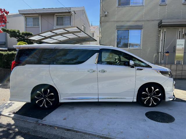 弊社ではエンジンオイル、オイルエレメント、ワイパーゴムは消耗頻度に関わらず新品に交換致しております。お客様に快適なカーライフをお届け出来ます様、納車整備の妥協は致しません。