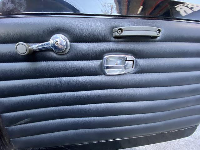 サニートラック ロングDX TC01新品ホイル プッシュスタート 32スカイラインシート タコメーター 4リンク 車高調 ウェバーキャブ(19枚目)