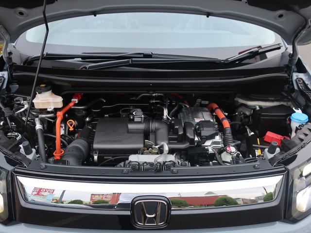 フリード e:HEVクロスター 新車未登録 ディーラーオプション装着車(フロントグリル ブラックエンブレム ボディーサイドモール) リアクーラー ホンダセンシング ブラインドスポットインフォメーション運転席助手席シートヒーター(32枚目)