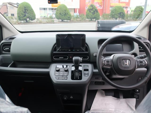 フリード e:HEVクロスター 新車未登録 ディーラーオプション装着車(8インチコネクトナビ ETC車載器 FRドラレコ) ホンダセンシング ブラインドスポットインフォメーション 運転席助手席シートヒーター 15AW(13枚目)