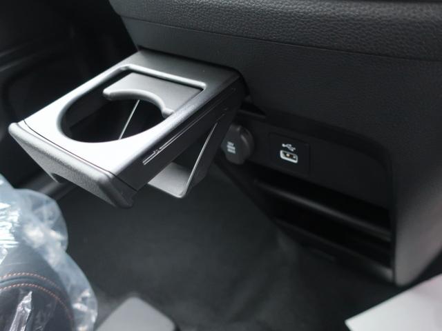 フリード e:HEVクロスター 新車未登録 ディーラーオプション装着車(8インチコネクトナビ ETC車載器 FRドラレコ) ホンダセンシング ブラインドスポットインフォメーション 運転席助手席シートヒーター 15AW(24枚目)