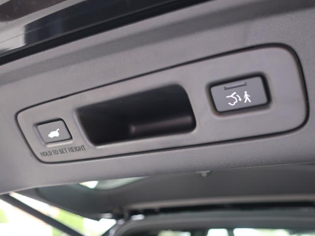 ZR-V e:HEV X特別仕様車ブラックスタイル 当店試乗車 ディーラーオプション装着車(フロアマット 社外FRドラレコ CPCコーティング施工)後退出庫サポート マルチビューカメラシステム ホンダコネクトディスプレー ETC ワイヤレス充電器(13枚目)