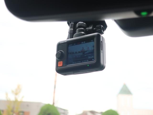 ZR-V e:HEV X特別仕様車ブラックスタイル 当店試乗車 ディーラーオプション装着車(フロアマット 社外FRドラレコ CPCコーティング施工)後退出庫サポート マルチビューカメラシステム ホンダコネクトディスプレー ETC ワイヤレス充電器(33枚目)