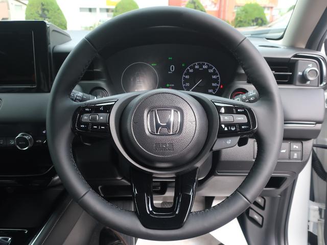 ヴェゼル ｅ：ＨＥＶ　Ｚ　新車未登録　ディーラーオプション装着車（フロントグリル　フォグライトガーニッシュ　Ｆロアスカート　ブラックエンブレム　ドアミラーカバー）ブラインドスポットインフォメーション　パワーテールゲート（21枚目）