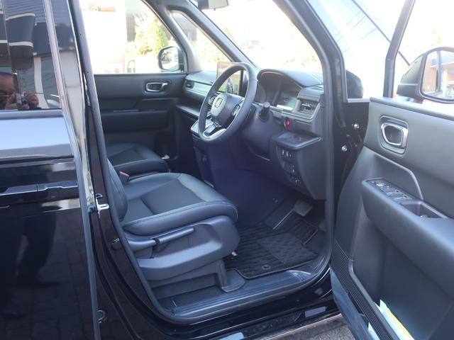 ステップワゴン スパーダ　当店試乗車　ディーラーオプション装着車（フロアマット　１１インチホンダコネクトナビ　ＥＴＣ）ホンダセンシング　ブラインドスポットインフォメーション　パワーテールゲート　トリプルゾーンＡＣ　１６ＡＷ（9枚目）