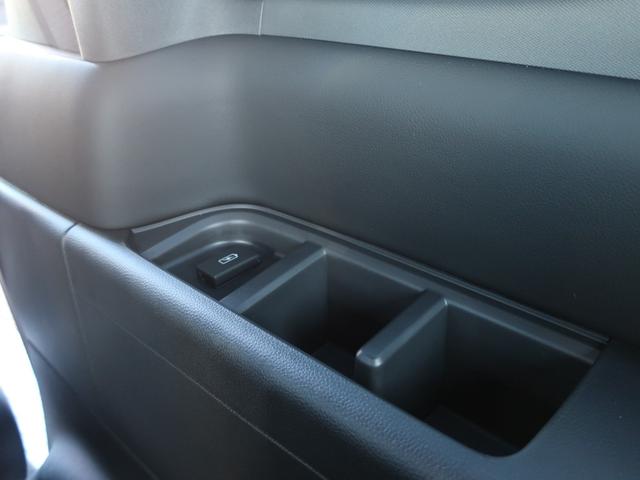 ステップワゴン スパーダ　当店試乗車　ディーラーオプション装着車（フロアマット　１１インチホンダコネクトナビ　ＥＴＣ）ホンダセンシング　ブラインドスポットインフォメーション　パワーテールゲート　トリプルゾーンＡＣ　１６ＡＷ（15枚目）