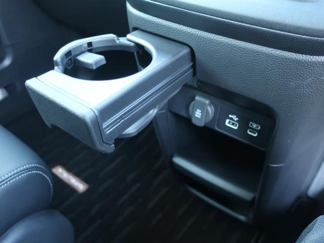 ステップワゴン スパーダ　当店試乗車　ディーラーオプション装着車（フロアマット　１１インチホンダコネクトナビ　ＥＴＣ）ホンダセンシング　ブラインドスポットインフォメーション　パワーテールゲート　トリプルゾーンＡＣ　１６ＡＷ（31枚目）