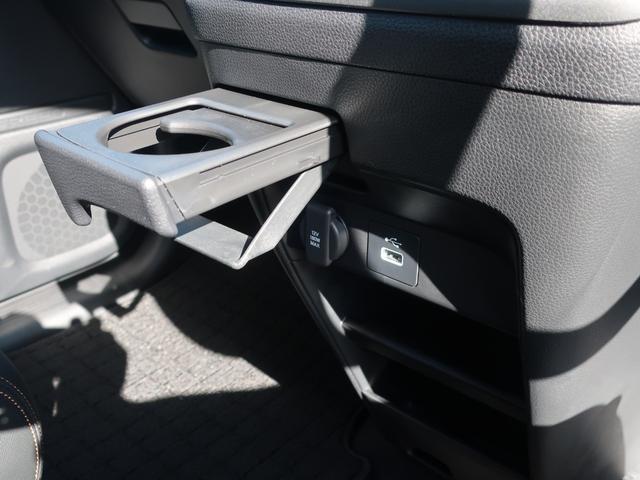 フリード クロスター　当店試乗車　ディーラーオプション装着車（８インチコネクトナビ　フロアマット）Ｂカメラ　ホンダセンシング　ブラインドスポットインフォメーション　両側パワスラ　運転席助手席シートヒーター１５ＡＷ（23枚目）