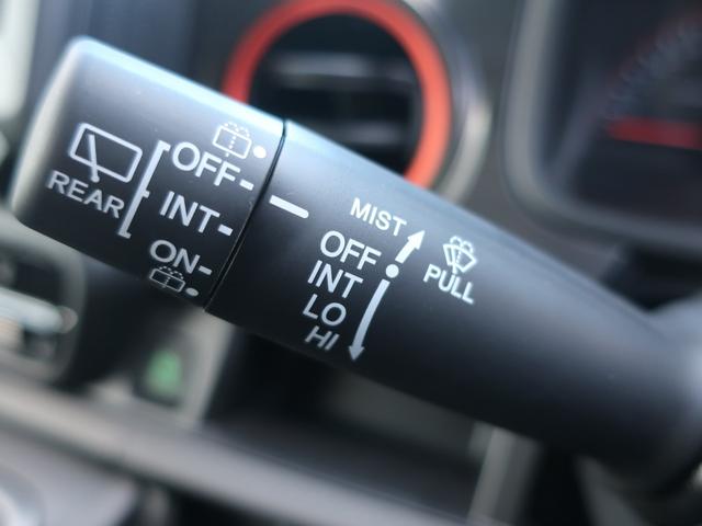 N-ONE RS 新車未登録 6MT ターボ ツートーン仕様 ホンダセンシング LEDヘッドライト&フォグライト 運転席助手席シートヒーター 15AW(15枚目)