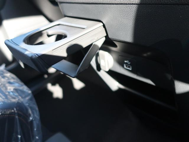 フリード ｅ：ＨＥＶクロスター　新車未登録　ディーラーオプション装着車（テールゲートスポイラー　ボディサイドモール　ＥＴＣ）２列目キャプテンシート　ブラインドスポットインフォメーション　リアクーラー　運転席助手席シートヒーター（24枚目）