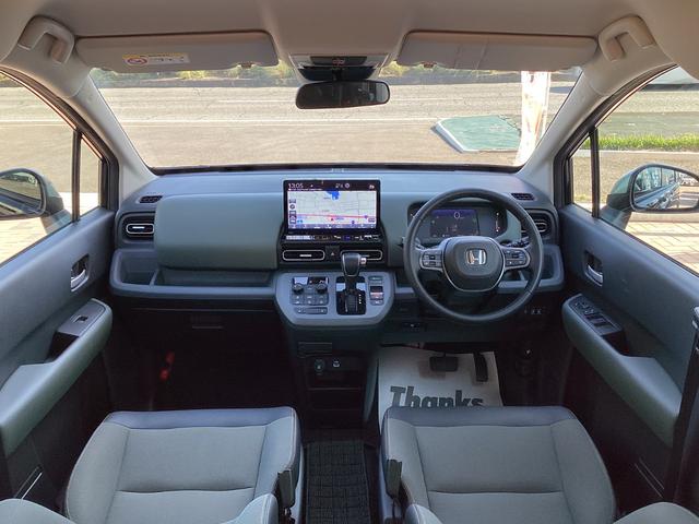 フリード ｅ：ＨＥＶクロスター　ＨｏｎｄａＳＥＮＳＩＮＧ　純正１１．４インチナビ　Ｂｌｕｅｔｏｏｔｈ　フルセグ　ＤＶＤ　録音　バックガイドモニター　ＬＥＤヘッドライト　ＬＥＤフォグライト　両側電動スライドドア　ビルトインＥＴＣ（24枚目）