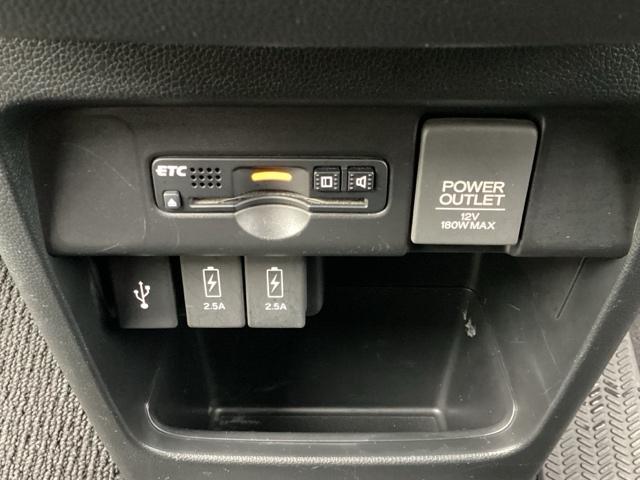 この度は、当店のお車をご覧いただきまして誠にありがとうございます。お気軽にお問い合わせください。