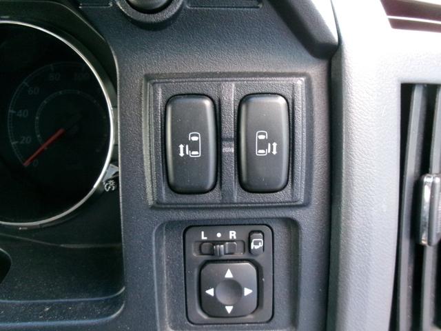 両側パワースライドドア！運転席より開け閉めが可能です！