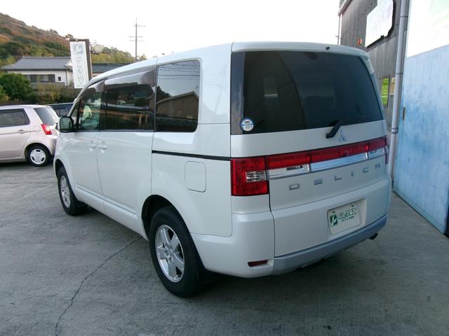 納車時にはもうワックス掛けを行い、一度キレイにさせていただきます♪