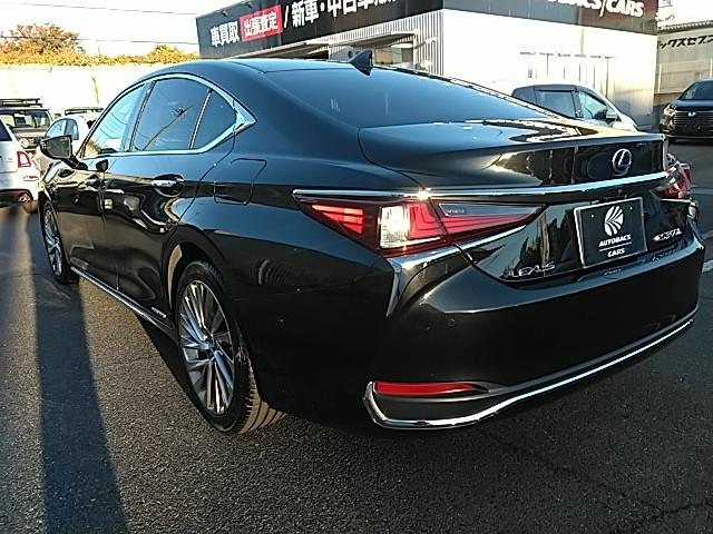 ＥＳ ＥＳ３００ｈ　バージョンＬ　ワンオーナー　サンルーフ　革シート　キーレス　フルセグ　ナビ＆ＴＶ　１８アルミホイール　エアバッグ　オートマ　フル装備　ＥＴＣ　バックカメラ　スマートキー（18枚目）