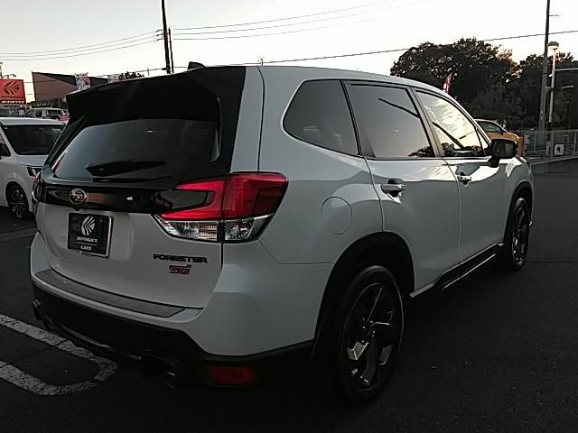 フォレスター STIスポーツ ワンオーナー 革シート キーレス フルセグ ナビ&TV 18アルミホイール エアバッグ オートマ フル装備 ETC バックカメラ スマートキー(19枚目)