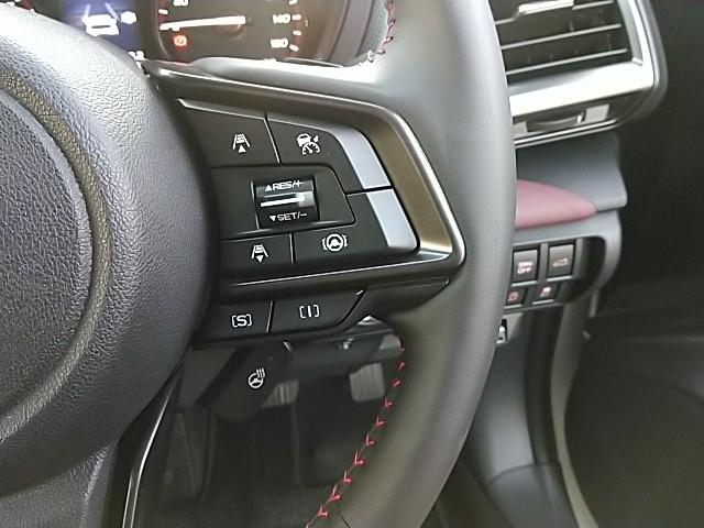 フォレスター STIスポーツ ワンオーナー 革シート キーレス フルセグ ナビ&TV 18アルミホイール エアバッグ オートマ フル装備 ETC バックカメラ スマートキー(26枚目)