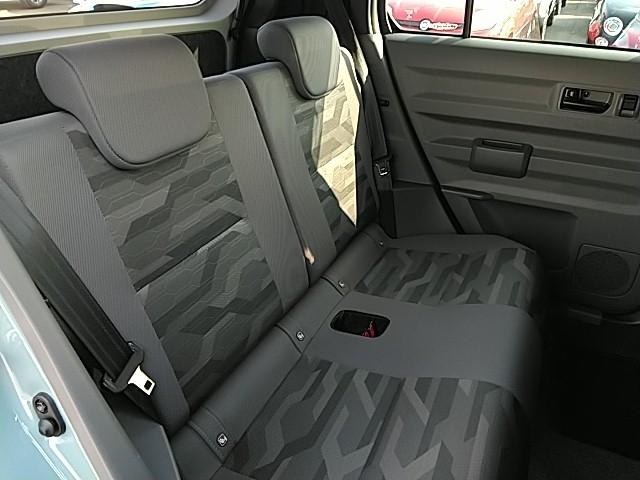 タフト Ｇ　ワンオーナー　サンルーフ　キーレス　フルセグ　ナビ＆ＴＶ　１５アルミホイール　エアバッグ　オートマ　フル装備　ＥＴＣ　バックカメラ　スマートキー（12枚目）