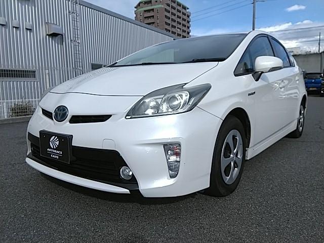 プリウス Ｇ　キーレス　ナビ　１５アルミホイール　エアバッグ　オートマ　フル装備　ＨＩＤヘッドライト　ＥＴＣ　バックカメラ　スマートキー（6枚目）