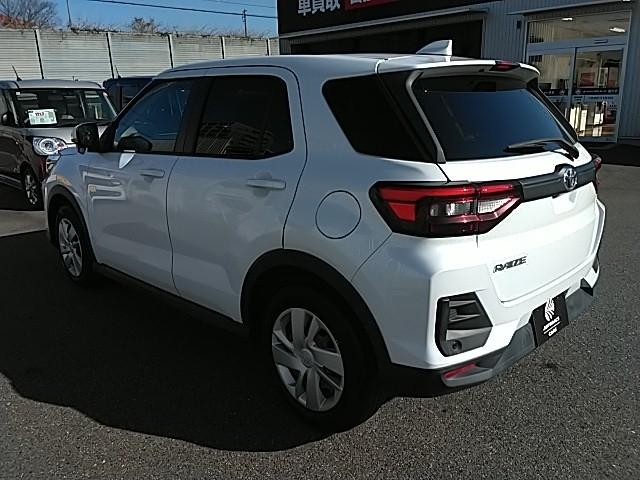 ライズ Ｘ　Ｓ　ワンオーナー　キーレス　フルセグ　ナビ＆ＴＶ　エアバッグ　オートマ　フル装備　ＥＴＣ　バックカメラ　スマートキー（3枚目）