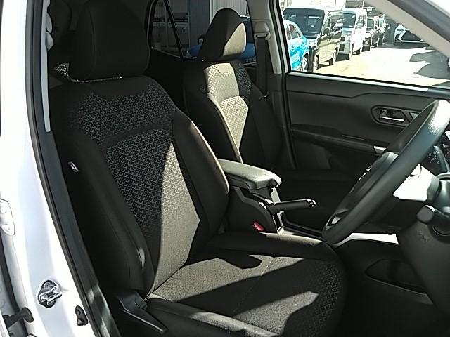 ライズ Ｘ　Ｓ　ワンオーナー　キーレス　フルセグ　ナビ＆ＴＶ　エアバッグ　オートマ　フル装備　ＥＴＣ　バックカメラ　スマートキー（10枚目）