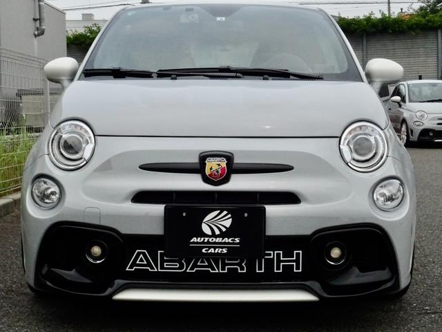 アバルト６９５ エッセエッセ ロゴインパクト　リアウィングデカール　ＫＷ車高調整キット装着　マフラーＡＫＲＡＰＯＶＩＣ／アルミボンネット／ＳＡＢＥＬＴエッセエッセ専用シート／エクステリアパーツオリジナルペイント済／ロゴインパクト／テールインパクト／ナビＴＶバックカメラ／ＬＥＤヘッドライト（3枚目）
