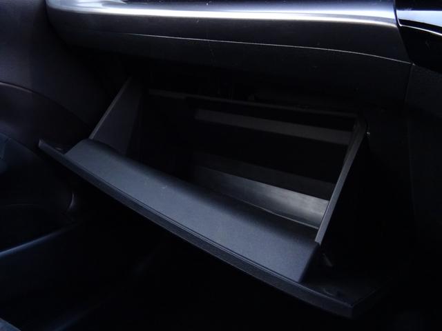 アクア GRスポーツ 当店買取車両 ワンオーナー LEDライト 当店買取車両/LEDヘッドライト/オートエアコン/オートライト/ステアリングヒーター/ディスプレイオーディオ/バックカメラ/フルセグTV(24枚目)