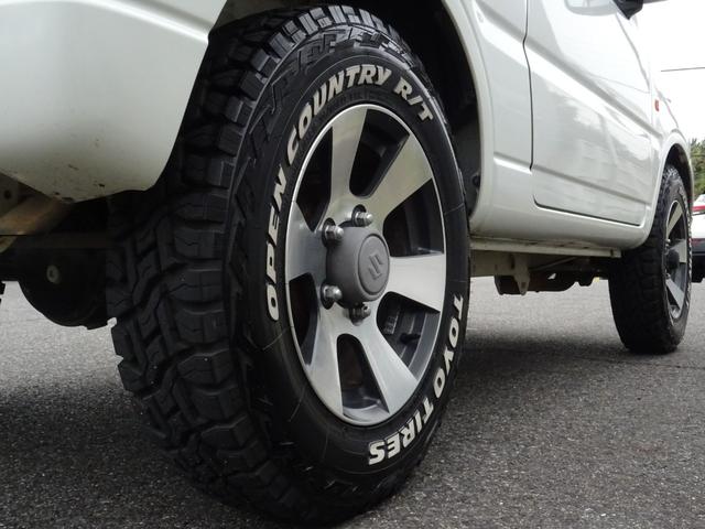 ジムニー クロスアドベンチャーXC 40THアニバーサリー/タイヤ TOYOオープンカントリー ホワイトレター/車検R9.9/CDオーディオ/スペアタイヤカバーあり(14枚目)