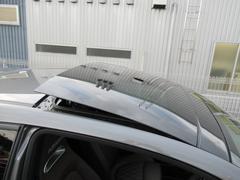 まずはルーフのオープンするとこんな感じ！車内の換気も出来る！（続く） 2