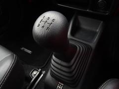 եȤϥޥ˥奢ߥå󡢺򺣤ǤϣͣԤΰӤé桢£ʤܣͣԤΥʥ⤤ΤǤ 7