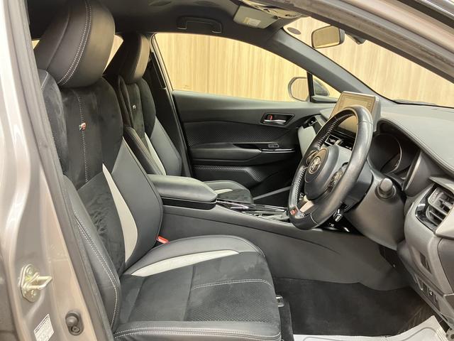 Ｃ－ＨＲ Ｓ　ＧＲスポーツ　ＯＢＤ診断済／法定点検整備済／後期型／ブラインドスポットモニター／パノラミックビューモニター／２トーンカラー／エントリーナビキット／応急用スペアタイヤ／快適温熱シート／電動ランバーサポート（44枚目）