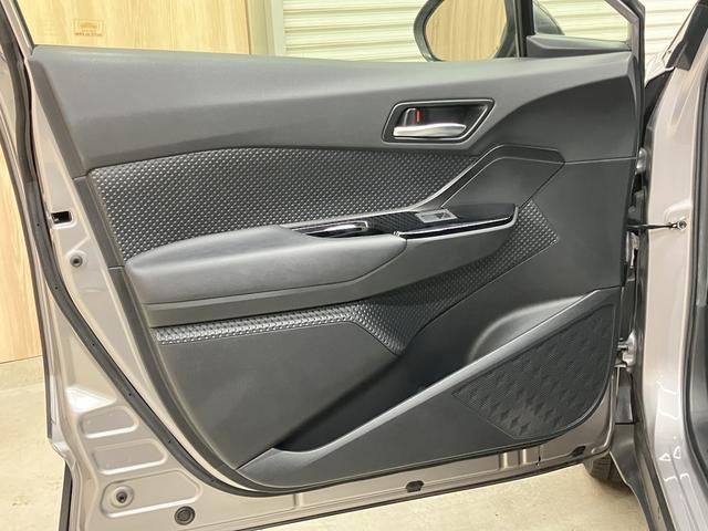 Ｃ－ＨＲ Ｓ　ＧＲスポーツ　ＯＢＤ診断済／法定点検整備済／後期型／ブラインドスポットモニター／パノラミックビューモニター／２トーンカラー／エントリーナビキット／応急用スペアタイヤ／快適温熱シート／電動ランバーサポート（74枚目）