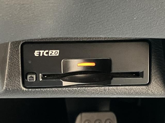 スカイライン ＧＴ　タイプＰ　ＯＢＤ診断済／法定点検整備済／後期型／ＢＯＳＥパフォーマンスシリーズサウンドシステム／アンビエントライト／本アルミインパネ加飾／全方位運転支援システム／インテリジェントアラウンドビューモニター（38枚目）