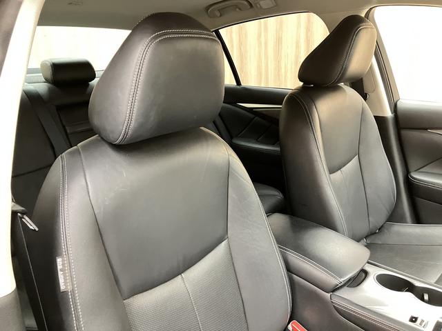 スカイライン ＧＴ　タイプＰ　ＯＢＤ診断済／法定点検整備済／後期型／ＢＯＳＥパフォーマンスシリーズサウンドシステム／アンビエントライト／本アルミインパネ加飾／全方位運転支援システム／インテリジェントアラウンドビューモニター（40枚目）
