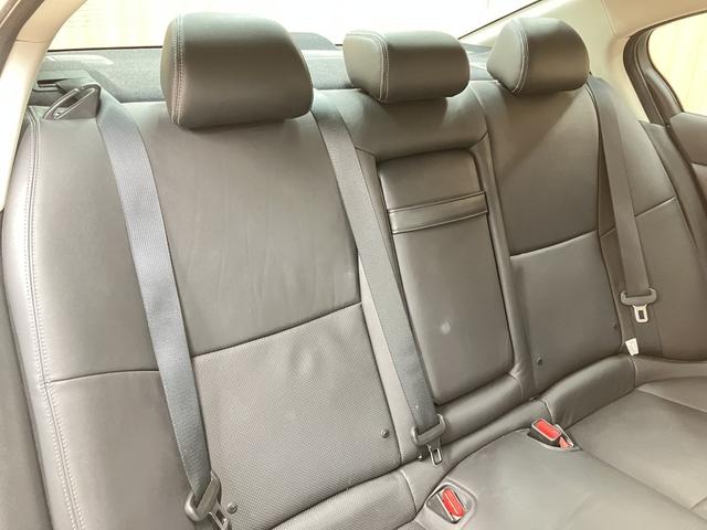 スカイライン ＧＴ　タイプＰ　ＯＢＤ診断済／法定点検整備済／後期型／ＢＯＳＥパフォーマンスシリーズサウンドシステム／アンビエントライト／本アルミインパネ加飾／全方位運転支援システム／インテリジェントアラウンドビューモニター（46枚目）