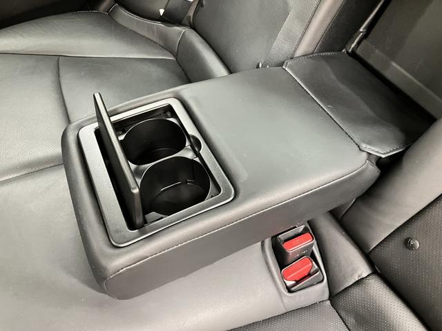 スカイライン ＧＴ　タイプＰ　ＯＢＤ診断済／法定点検整備済／後期型／ＢＯＳＥパフォーマンスシリーズサウンドシステム／アンビエントライト／本アルミインパネ加飾／全方位運転支援システム／インテリジェントアラウンドビューモニター（54枚目）