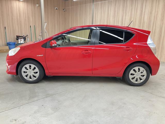 アクア S OBD診断済/法定点検整備済/4本新品タイヤ交換済/スマートエントリーパッケージ/オートライト/ビューティーパッケージ/シートヒーター/車載ナビ/地デジ/ステアリングスイッチ/LEDヘッドランプ(51枚目)