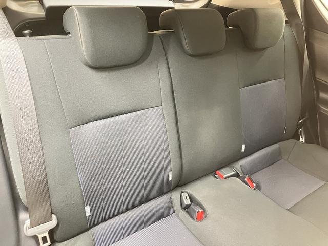 アクア S OBD診断済/法定点検整備済/後期型/セーフティセンス/プリクラッシュセーフティ/スマートエントリーパッケージ/オートライト/LEDヘッドランプ/ビューティーパッケージ/純正ナビ/地デジ/ワンオーナー(31枚目)