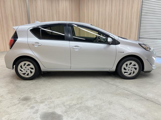 アクア S OBD診断済/法定点検整備済/後期型/セーフティセンス/プリクラッシュセーフティ/スマートエントリーパッケージ/オートライト/LEDヘッドランプ/ビューティーパッケージ/純正ナビ/地デジ/ワンオーナー(45枚目)