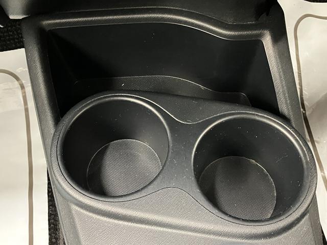 アクア S OBD診断済/法定点検整備済/後期型/セーフティセンス/プリクラッシュセーフティ/スマートエントリーパッケージ/オートライト/LEDヘッドランプ/ビューティーパッケージ/純正ナビ/地デジ/ワンオーナー(72枚目)