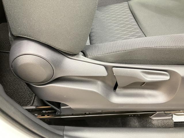 アクア G OBD診断済/法定点検整備済/10.5インチディスプレイオーディオ/Bluetoothオーディオ/セーフティセンス/レーダークルーズコントロール/LEDヘッドランプ/ワンオーナー/ユーザー買取車/禁煙(33枚目)