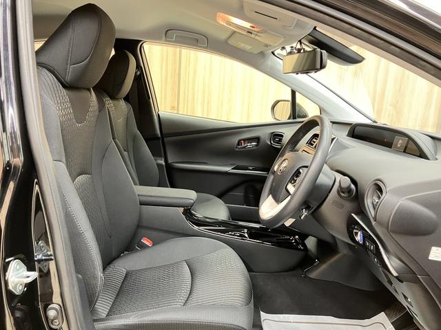 プリウス Sセーフティプラス OBD診断済/法定点検整備済/純正オプションナビ/地デジ/Bluetoothオーディオ/セーフティセンス/インテリジェントクリアランスソナー/シンプルインテリジェントパーキングアシスト/ワンオーナー(31枚目)