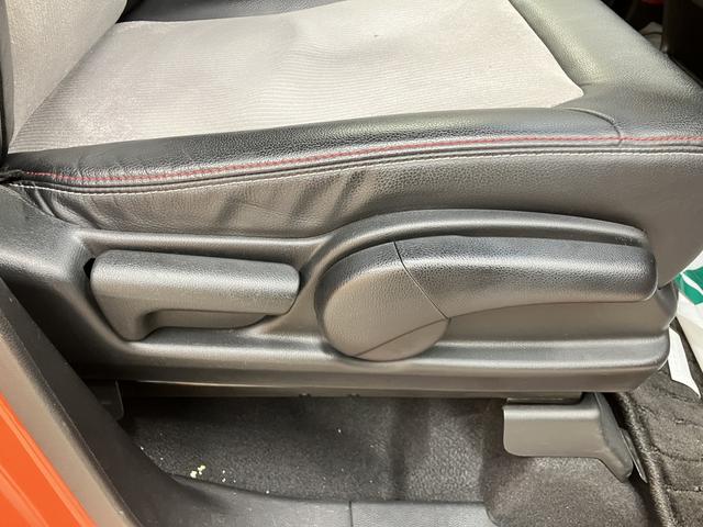 N-ONE RS OBD診断済/法定点検整備済/あんしんパッケージ/シティブレーキアクティブシステム/クルーズコントロール/社外ナビ/地デジ/Bluetoothオーディオ/ターボ/ツートンルーフ(24枚目)