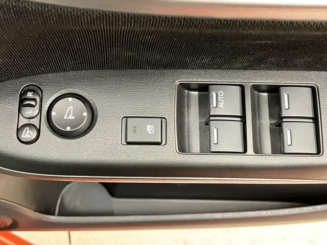 N-ONE RS OBD診断済/法定点検整備済/あんしんパッケージ/シティブレーキアクティブシステム/クルーズコントロール/社外ナビ/地デジ/Bluetoothオーディオ/ターボ/ツートンルーフ(64枚目)