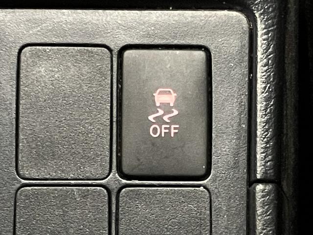 ヴィッツ １．０Ｆ　ＬＥＤエディション　ＯＢＤ診断済／法定点検整備済／４本新品タイヤ／純正ナビ／地デジ／セーフティセンスＣ／プリクラッシュセーフティ／ナビレディセット／フロントフォグランプ／ＥＴＣ／バックカメラ／ＬＥＤヘッド／ワンオーナー（12枚目）