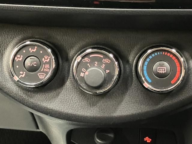 ヴィッツ １．０Ｆ　ＬＥＤエディション　ＯＢＤ診断済／法定点検整備済／４本新品タイヤ／純正ナビ／地デジ／セーフティセンスＣ／プリクラッシュセーフティ／ナビレディセット／フロントフォグランプ／ＥＴＣ／バックカメラ／ＬＥＤヘッド／ワンオーナー（22枚目）