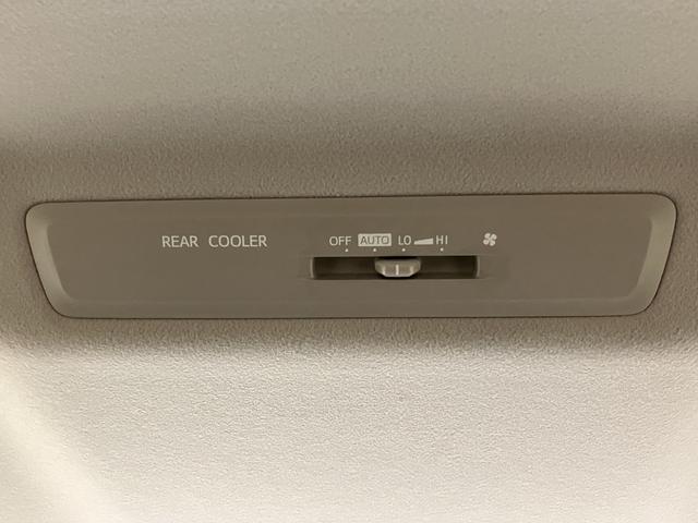 ヴォクシー Ｘ　ＯＢＤ診断済／法定点検整備済／セーフティセンス／プリクラッシュセーフティシステム／レーンディパーチャーアラート／スマートエントリーシステム／純正オプションナビ／地デジ／クルーズコントロール（21枚目）