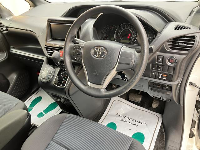 ヴォクシー Ｘ　ＯＢＤ診断済／法定点検整備済／セーフティセンス／プリクラッシュセーフティシステム／レーンディパーチャーアラート／スマートエントリーシステム／純正オプションナビ／地デジ／クルーズコントロール（28枚目）