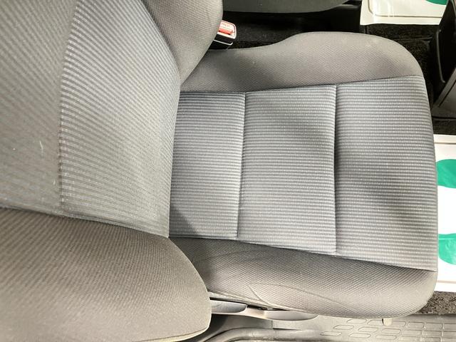 ヴォクシー Ｘ　ＯＢＤ診断済／法定点検整備済／セーフティセンス／プリクラッシュセーフティシステム／レーンディパーチャーアラート／スマートエントリーシステム／純正オプションナビ／地デジ／クルーズコントロール（31枚目）